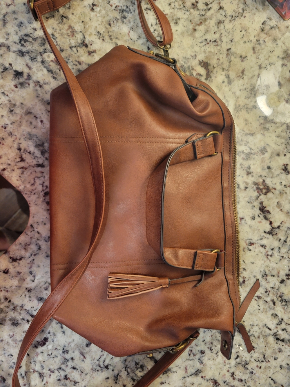 Classic Tan Leather Shoulder Bag with Tassel